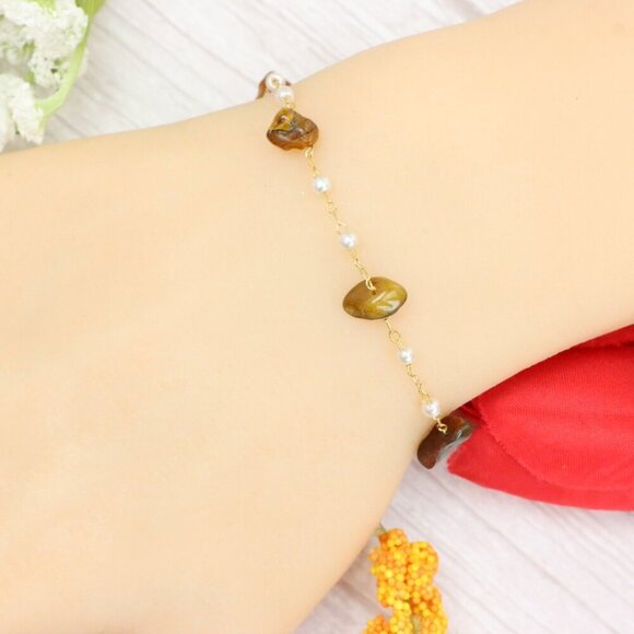 "Trendy Handmade Bracelet – A Thoughtful Gift for Girls & Women | UNVRC1668 - Picture 7 of 10